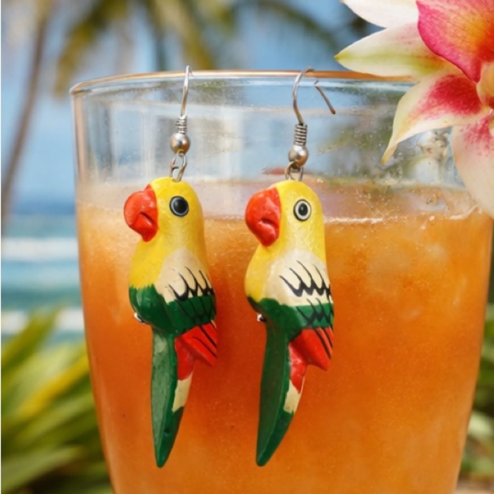 Vintage Hand Painted Wooden Parrot Earrings Tropical 80s 90s